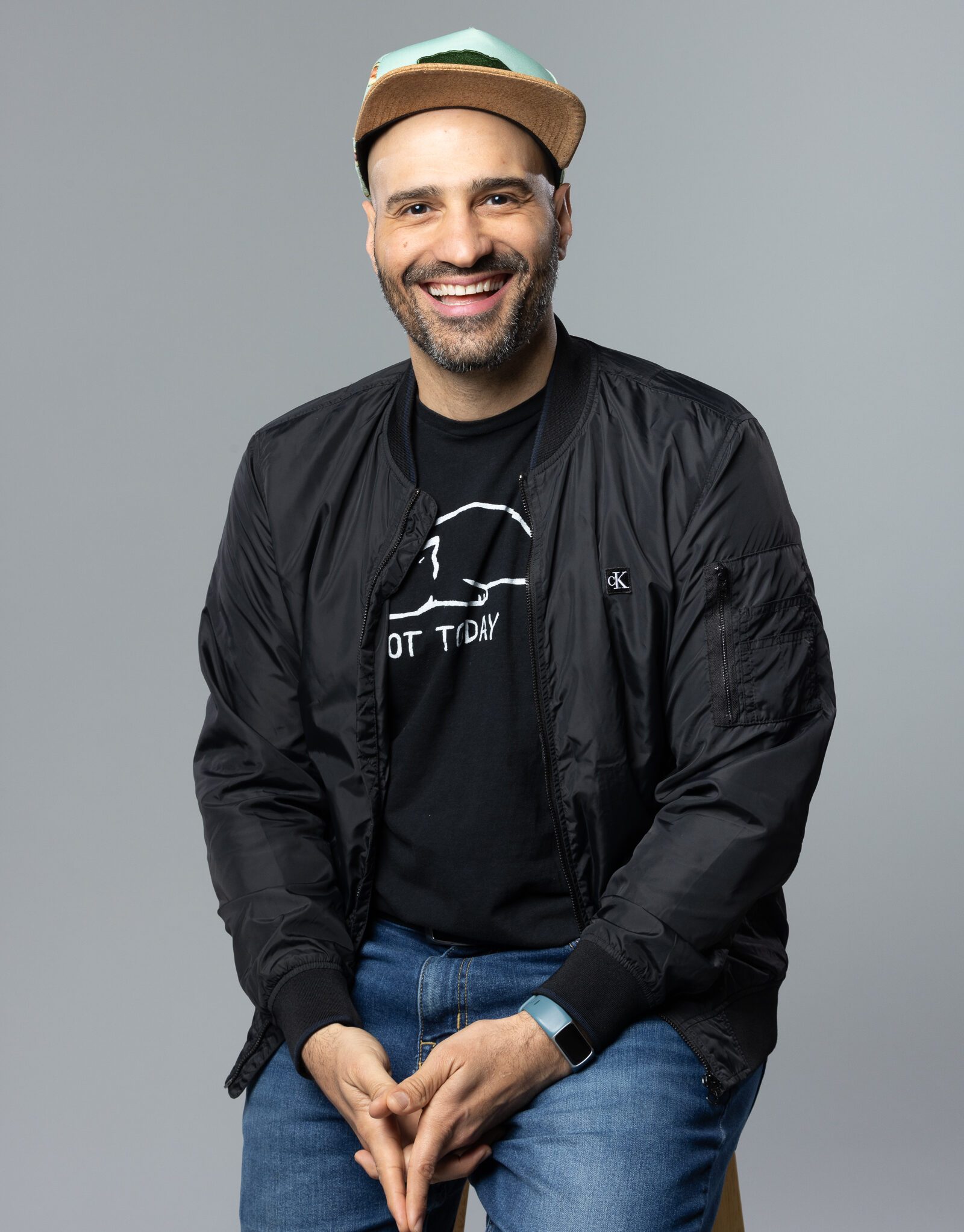 Headshot of Daniel Irizarry.